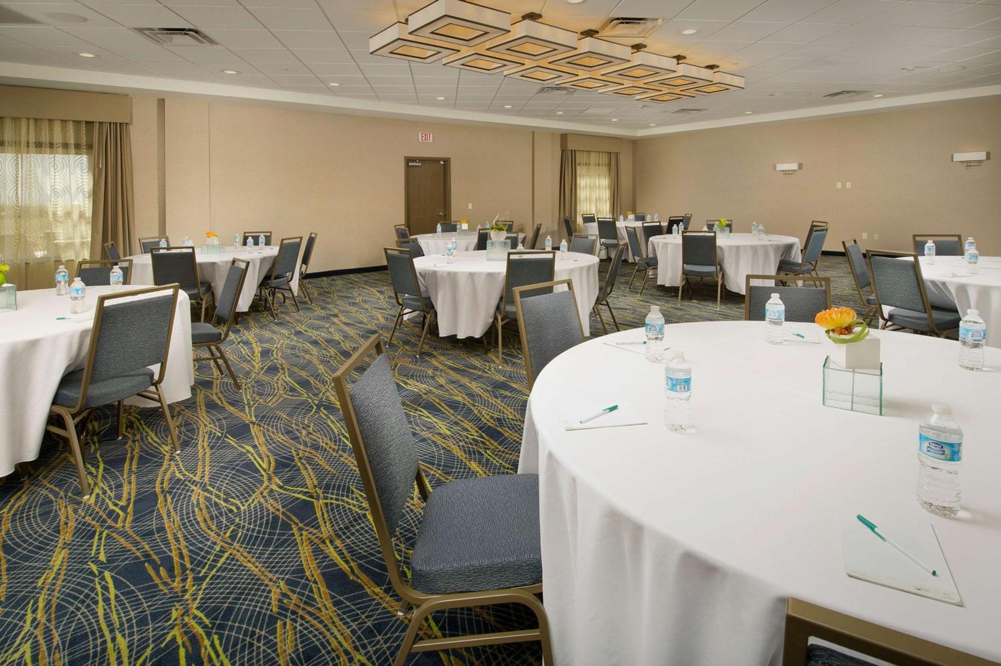 Homewood Suites By Hilton Midland Ngoại thất bức ảnh